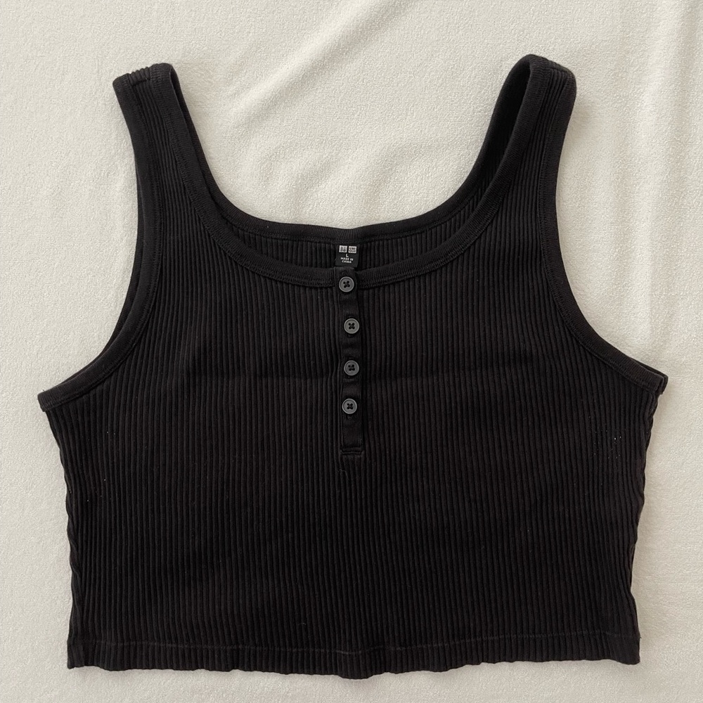 Uniqlo Black Ribbed Crop Tank Top